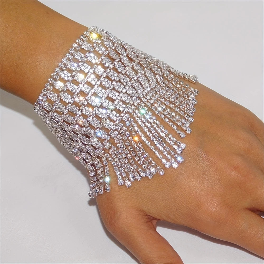 Braclelet bague bracelet de doigt en strass et cristal - Iris